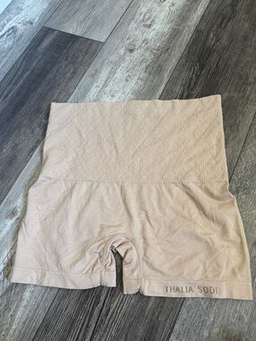 Thalia Sodi High-Waist Shaping Shorts in Light Beige